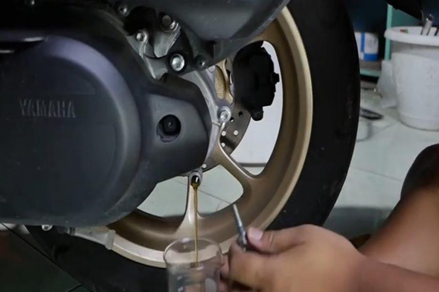 Tanda Oli Gardan Motor Harus Diganti