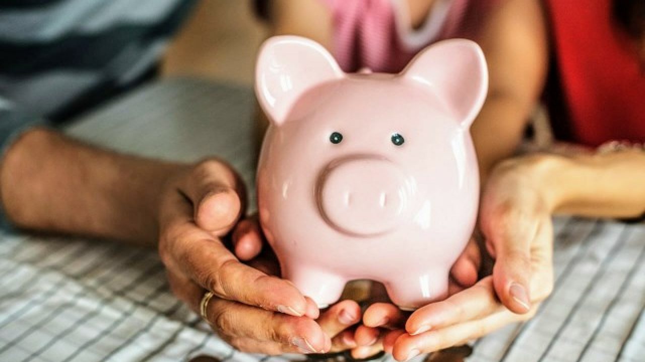 Mengajar Anak Menabung Uang Sejak Dini
